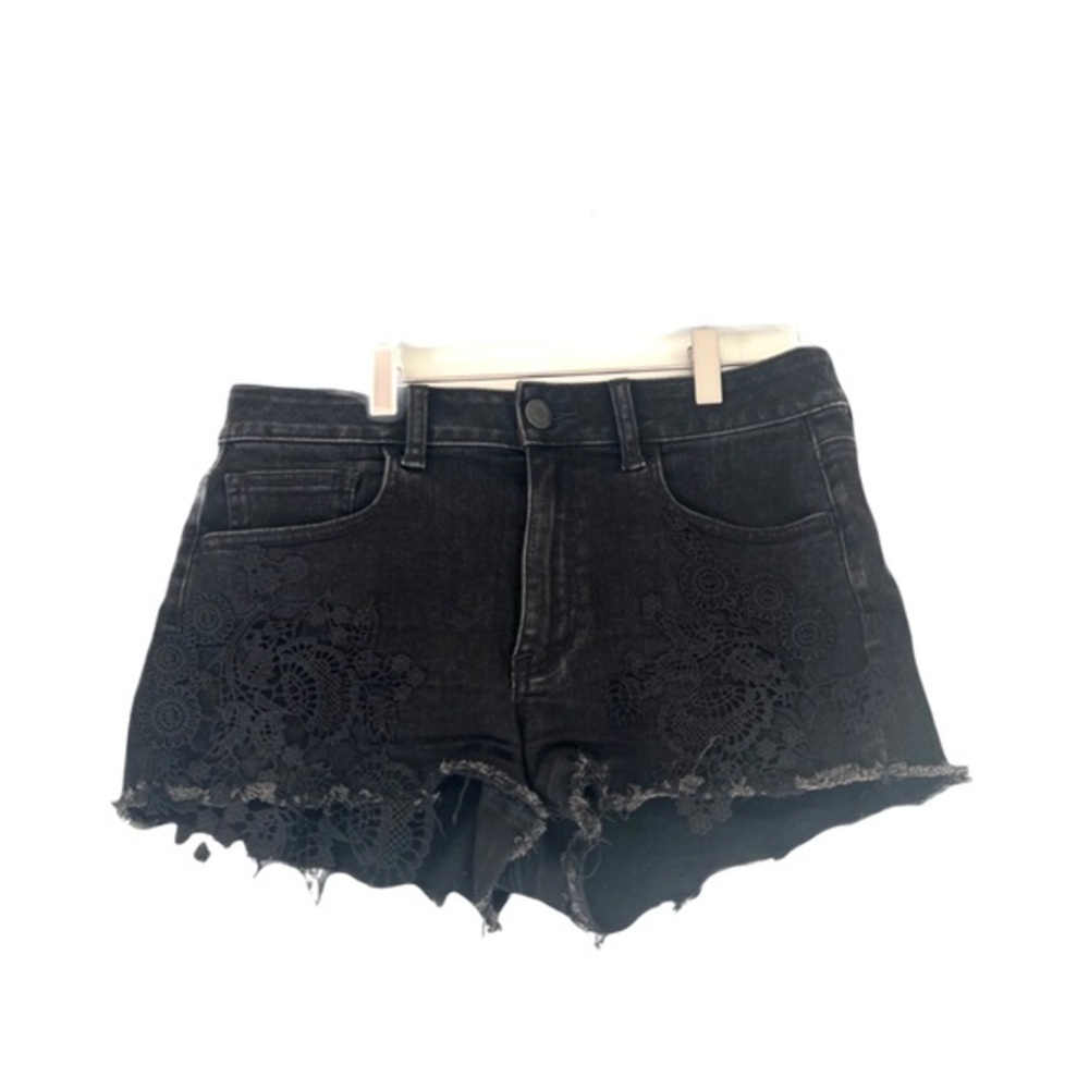 Women’s Black American Eagle Crochet Shorts Size 8